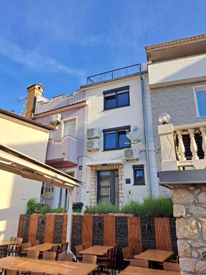 Apartmani Audacia Crikvenica Bagian luar foto